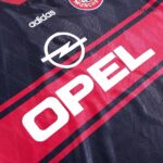 Retro Soccer Jersey Bayern Munich Home 1997/99 - Image 12