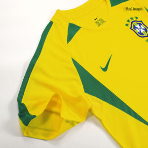 Retro Soccer Jersey RONALDO #9 Brazil Home 2002/03 - Image 4