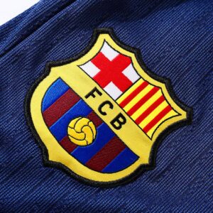 Barcelona 1/4 Zip Tracksuit 2025/26 Kids Purple - Image 23