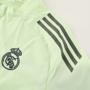Real Madrid Windbreaker Jacket 2025/26 - Green - Image 5