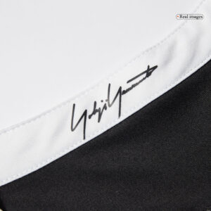 Retro Soccer Jersey RONALDO #7 Real Madrid Third Away 2014/15 - Image 11