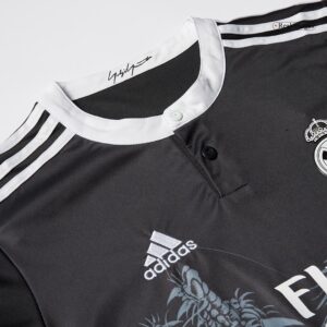 Retro Soccer Jersey RONALDO #7 Real Madrid Third Away 2014/15 - Image 5