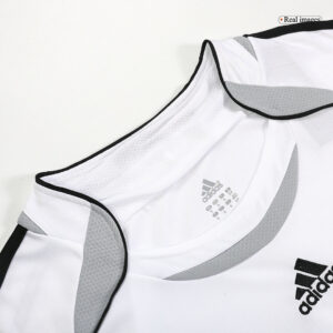 Retro Soccer Jersey Real Madrid Home 2006/07 - Image 2