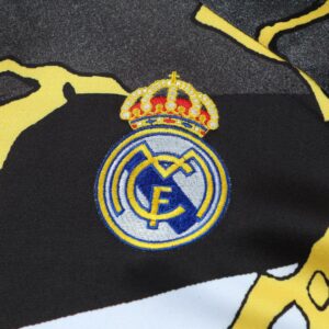Real Madrid 1/4 Zip Tracksuit 2025/26 Black - Image 27