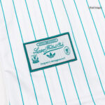 Liverpool Icon Soccer Jersey 2025/26 - Image 9