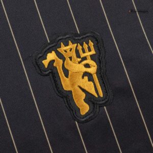 Manchester United Icon Soccer Jersey 2025/26 - Image 4