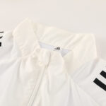 Manchester United Windbreaker Jacket 2025/26 - White