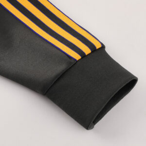 Manchester United Track Jacket 2025/26 - Black - Image 8