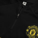 Manchester United 1/4 Zip Tracksuit 2025/26 Black