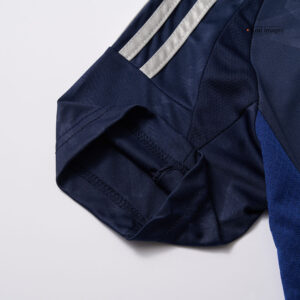 Women's Manchester United Away Jersey - Image 11