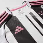 638312_5 Juventus Home Jerseys Kit 2025/26
